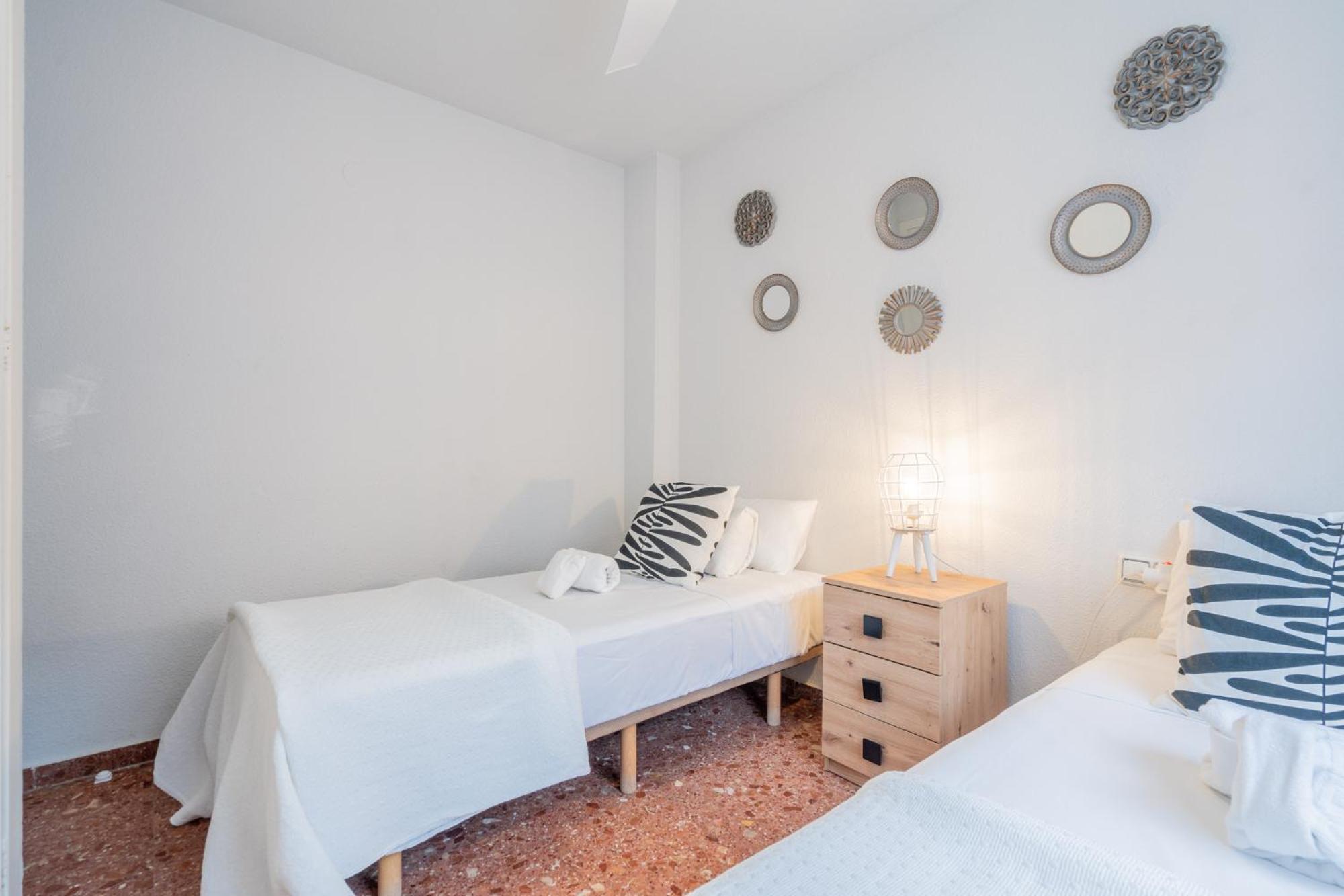 Apartamento Familiar En Avenida Del Puerto Valencia Eksteriør bilde
